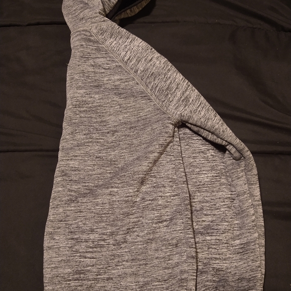 Sweater - Picture 3 of 3